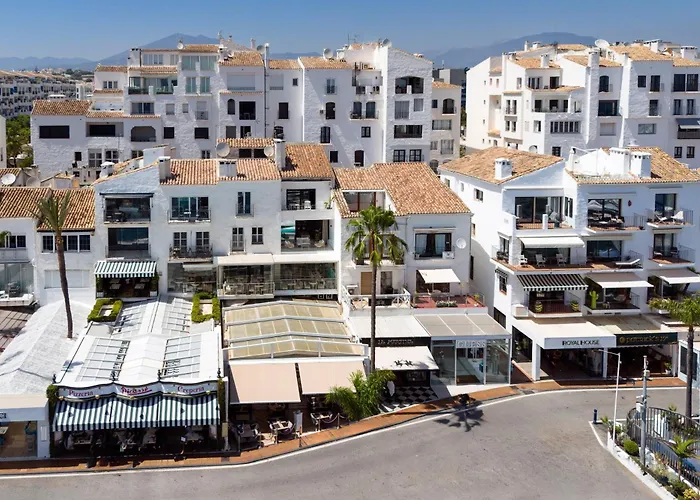 241 Puerto Banus Marbella Front Line